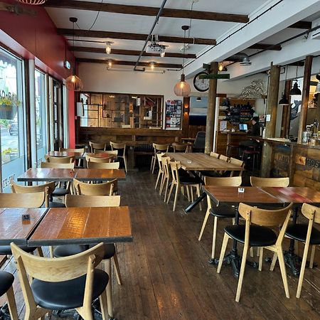 Akureyri Backpackers Hostel ภายนอก รูปภาพ