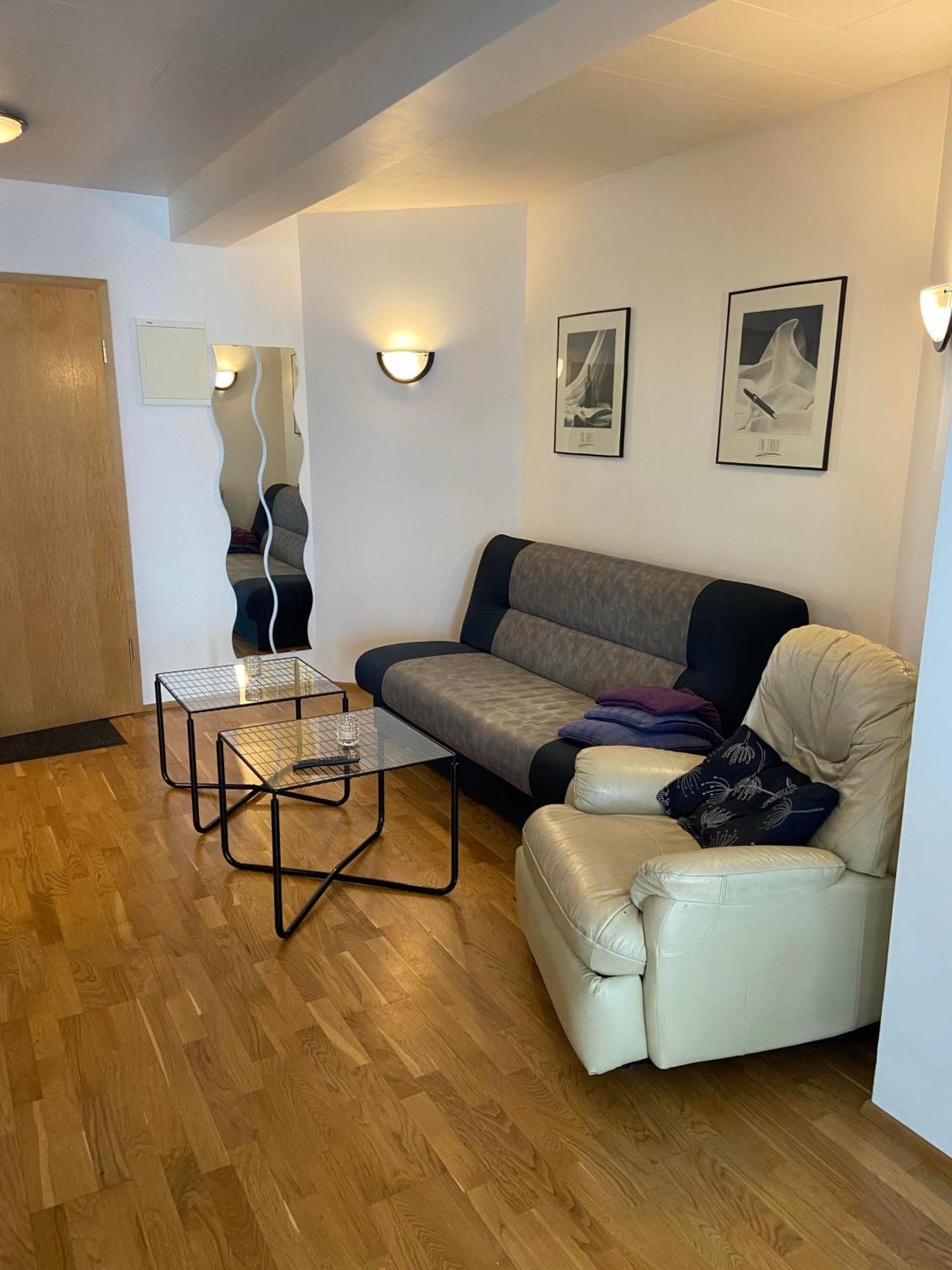 Akureyri Backpackers Hostel ภายนอก รูปภาพ