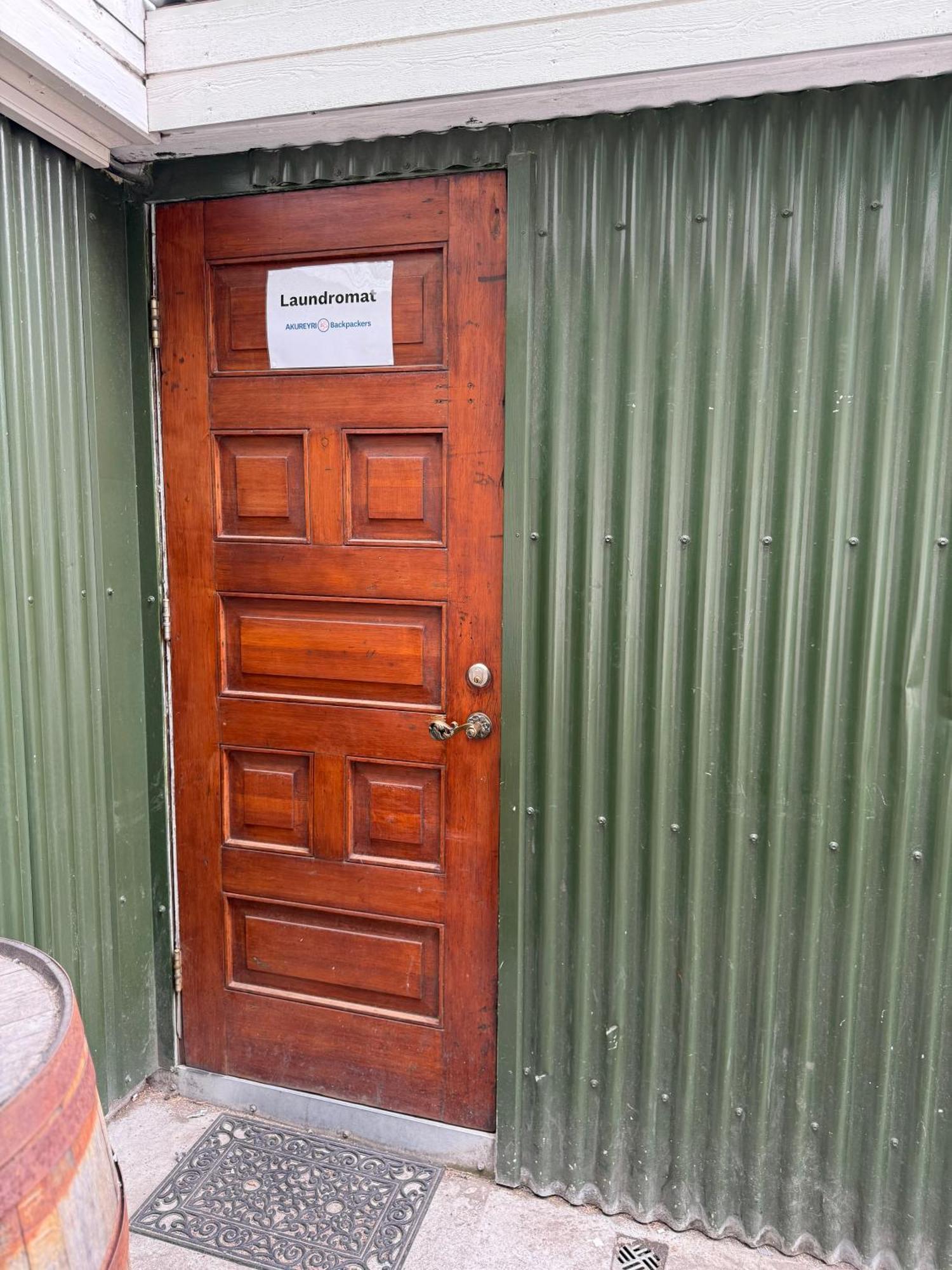 Akureyri Backpackers Hostel ภายนอก รูปภาพ