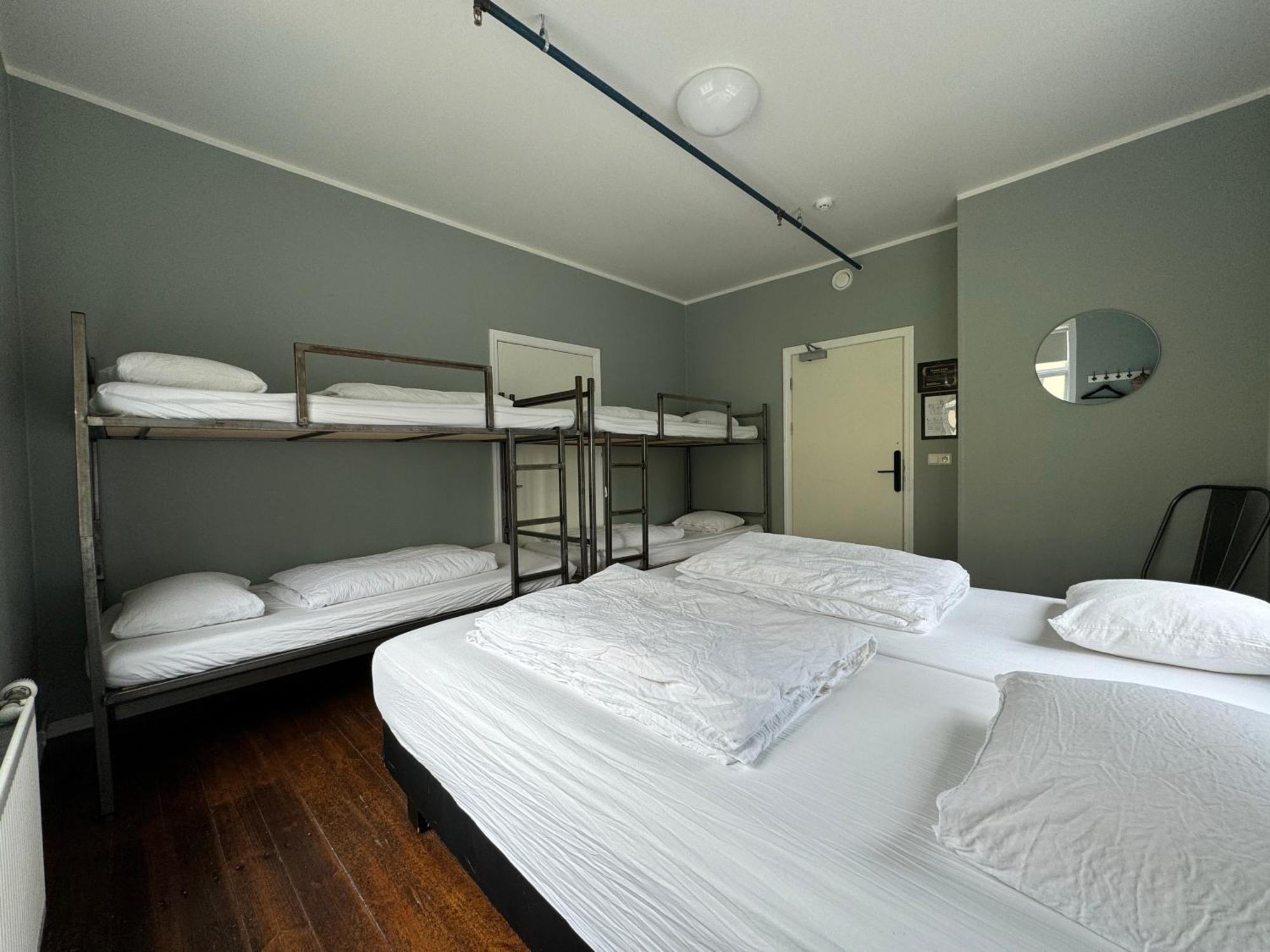Akureyri Backpackers Hostel ภายนอก รูปภาพ